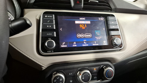 Nissan Versa 1.6 Advance Cvt
