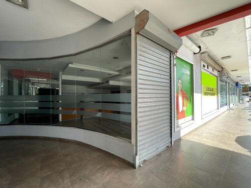 Local Comercial De Esquina 110 M2 Disponible En Plaza Bonair