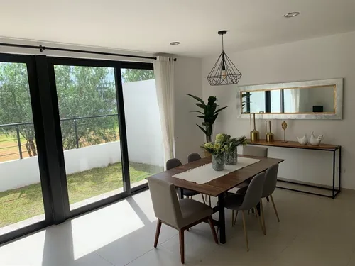 Casa En Venta En El Condado Querétaro Con Vista Al Área Verde