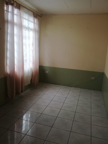 Imagen 3 de 5 de Apartamento Independiente 1 Dormitorio Con Parqueo Bajo Techo