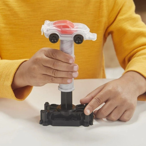 Imagem 3 de 4 de Massinha Play Doh Wheels Caminhão De Reboque Hasbro