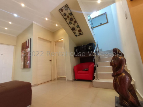 Imagen 4 de 12 de Townhouse En Venta La Morita I Maracay 22-26604 Df