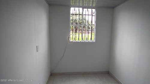 Imagen 4 de 13 de Apartamento En Venta En Ciudad Bolivar 22-1236 C.o