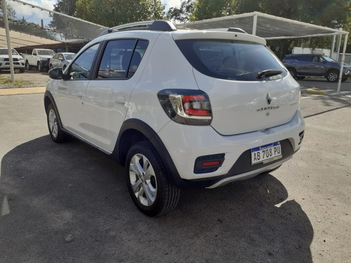 Renault Sandero Stepway 1.6 Dynamique 2017 - Usado