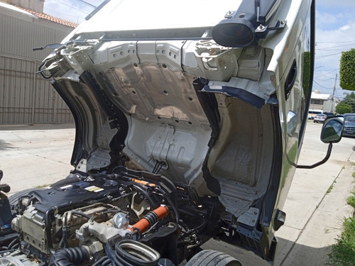 Isuzu Elf 100 2022 1.5 Toneladas 4 Cilindros Diesel