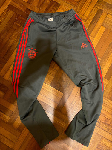 Pantalón Bayern Múnich adidas