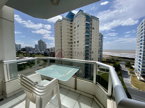 Imagen 2 de 21 de Apartamento Con Vista Al Mar