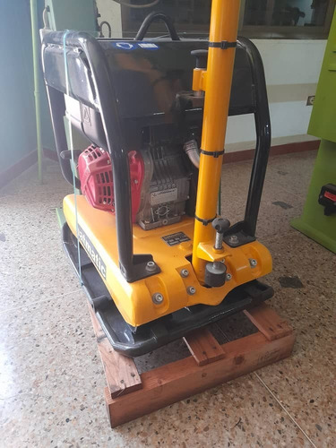 Imagen 4 de 4 de Ranas Compactadora De 120 Y 180 Kg Marca Batmatic