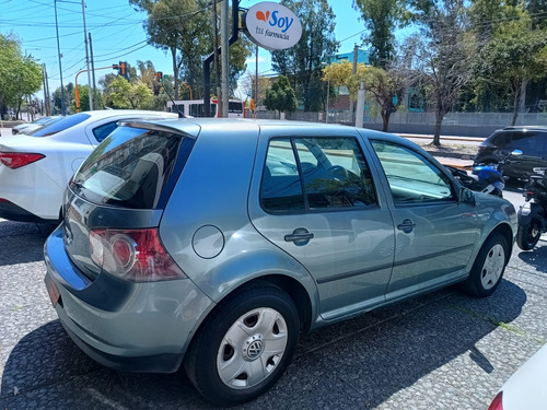 Volkswagen Golf 1.6 Conceptline