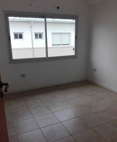 Imagen 8 de 10 de Departamento En Venta En Muñiz