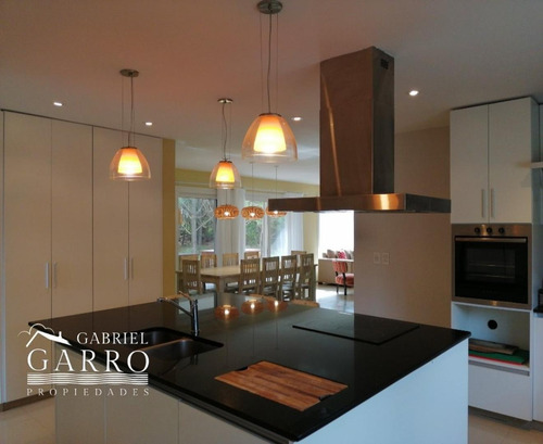 Imagen 7 de 19 de Hermosa Casa En Venta - Costa Esmeralda Barrio Privado.