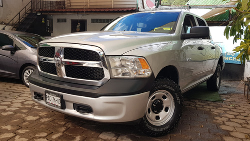 Dodge Ram Crewcab Slt 4x4 2017 V6,factura Original Uico Dueñ