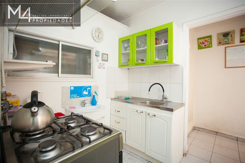 Casa En Tranquilo Barrio Con Excelentes Accesos 7dorm 4bañ