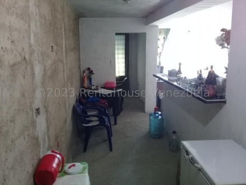 Imagen 10 de 30 de $$$maría Gabriella Mendoza Vende!!! Casa Remodelada En Ubanización Yucataán Codflex23-23062
