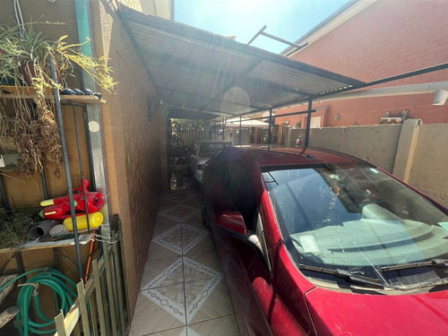 Casa En Venta De 3 Dorm. En Quilicura