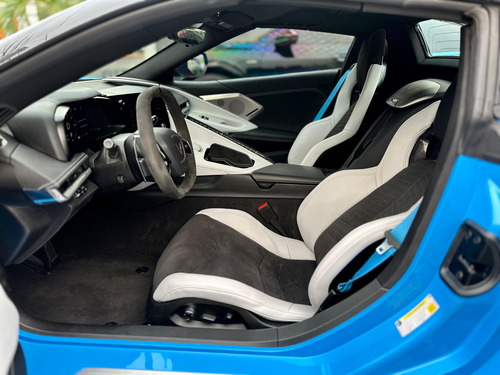 Chevrolet Corvette Stingrey 3lt Conversable 2023