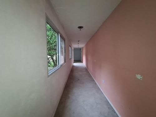 Imagen 14 de 22 de Casa 5 Ambientes Con Parque Y Entrada Para Autos