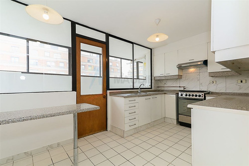 Departamento En Venta De 3 Dorm. En Las Condes