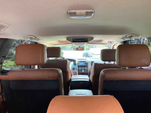 Imagen 13 de 15 de Toyota Sequoia 2017 5p Platinum V8/5.7 Aut