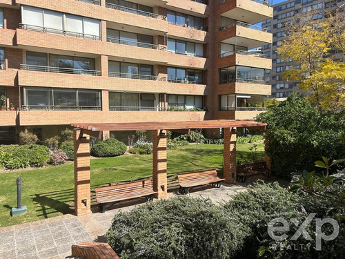 Departamento En Venta De 4 Dorm. En Las Condes