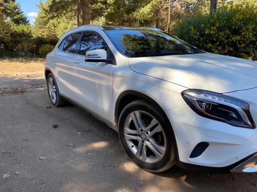 Mercedes-benz Clase Gla 1.6 Gla200 At Urban 156cv 2016