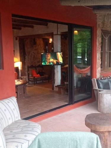 El Guitarrero En Villa Serrana Con Piscina Climatizada