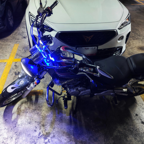 Suzuki Gz 150 2013, Llantas Nuevas, Batería Nueva, Faros Led