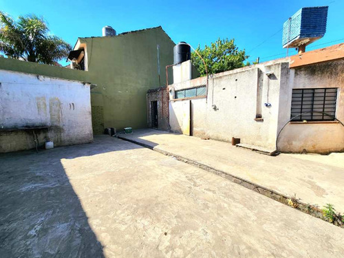Local En Venta En Ituzaingo Sur