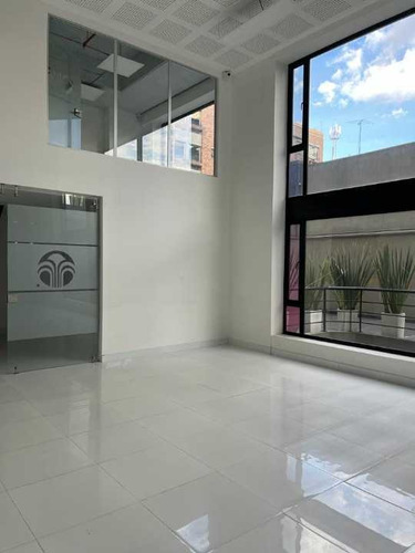 Arriendo Local Comercial Por La Calle 15