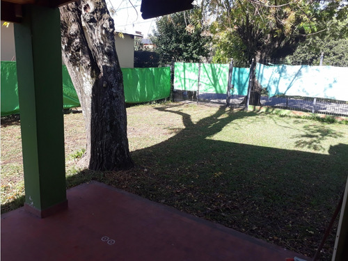 Casa De 4 Ambientes Villa Udaondo - Ituzaingó- Permuta Por Dpto Caba