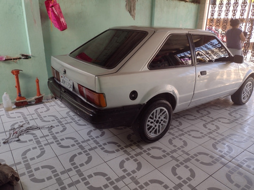 Imagem 14 de 14 de Ford Escort 1.0 Conssumo