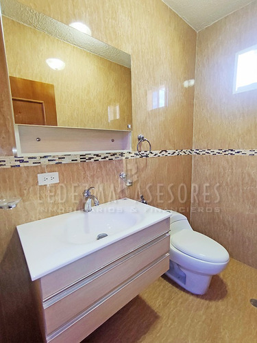 Imagen 15 de 21 de Ledezma Asesores Vende Apartamento Listo Para Habitar En Av. Andrés Eloy Blanco, Ciudad Bolívar - Venezuela
