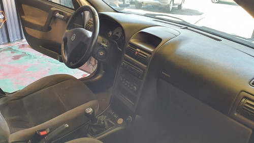 Imagen 11 de 15 de Chevrolet Astra 2.0 Gls Con Gnc