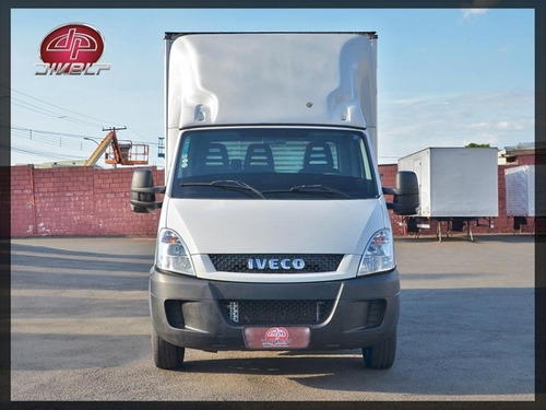 Imagem 2 de 15 de Iveco Daily City 30s13 Com Baú