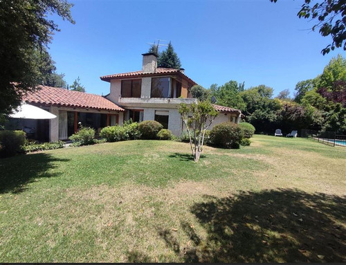 Casa En Venta En Lo Barnechea