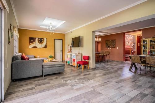 Venta - Casa - Barrio Santo Domingo - Canning / San Vicente