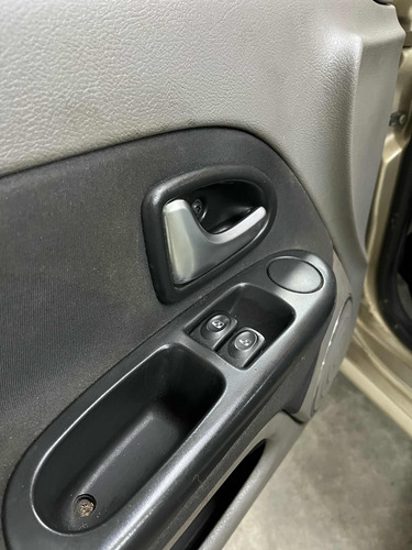 Renault Symbol 1.6 Connection