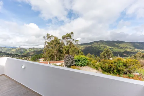 Casa En Venta En Bosques De Encenillo. Cod V4707