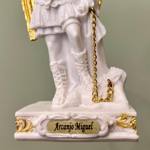 São Miguel Monte Gargano 12cm Pó De Mármore Área Externa