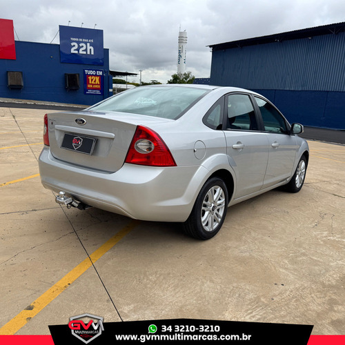 Ford Focus SEDAN 2.0 16V/2.0 16V FLEX 4P