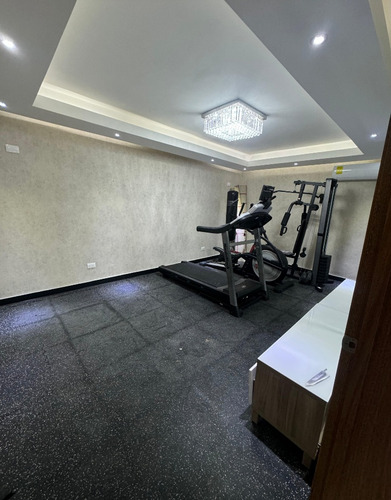 Confortable Residencia Altos Arroyo Hondo 3