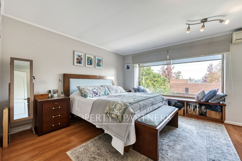 Estupenda Casa En Condominio Con Excelentes Acceso...