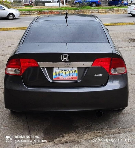 Imagen 5 de 10 de Honda Civic Emotion Lxs Automatico