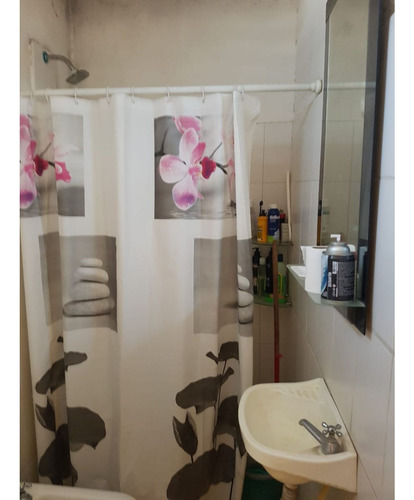 Vendo Casa Mas Dpto En El Centro De Barrio Alberdi