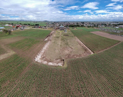 Terreno En Venta En Mexicaltzingo, Bardeado A 8 Min De Galerias Metepec 