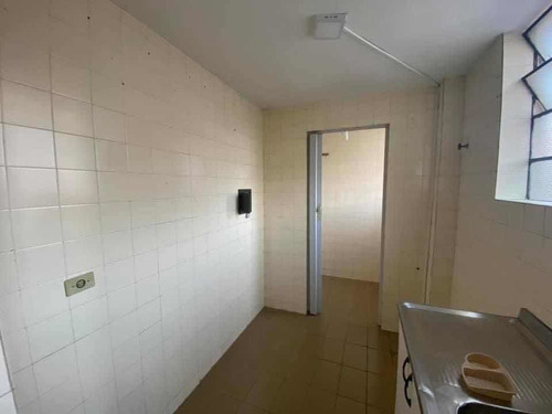 Imagem 9 de 12 de Apartamento Grande Água Verde