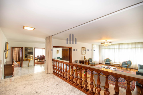Casa En Venta - Lomas De Chapultepec, En Esquina, Calle Tranquila Monte Everest