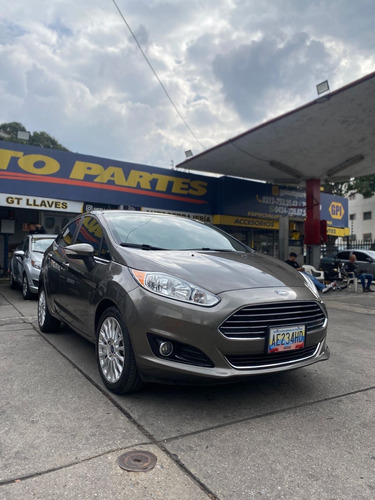 Ford Fiesta Titanium 2015