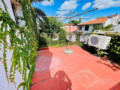 Imagen 28 de 30 de Venta Casa 4 Amb Cochera Quincho Bernal Centro