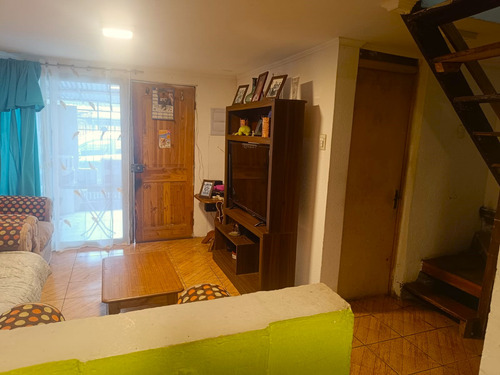 Vendo Casa 2d 1b Ubicada En Sector De Puen Alto